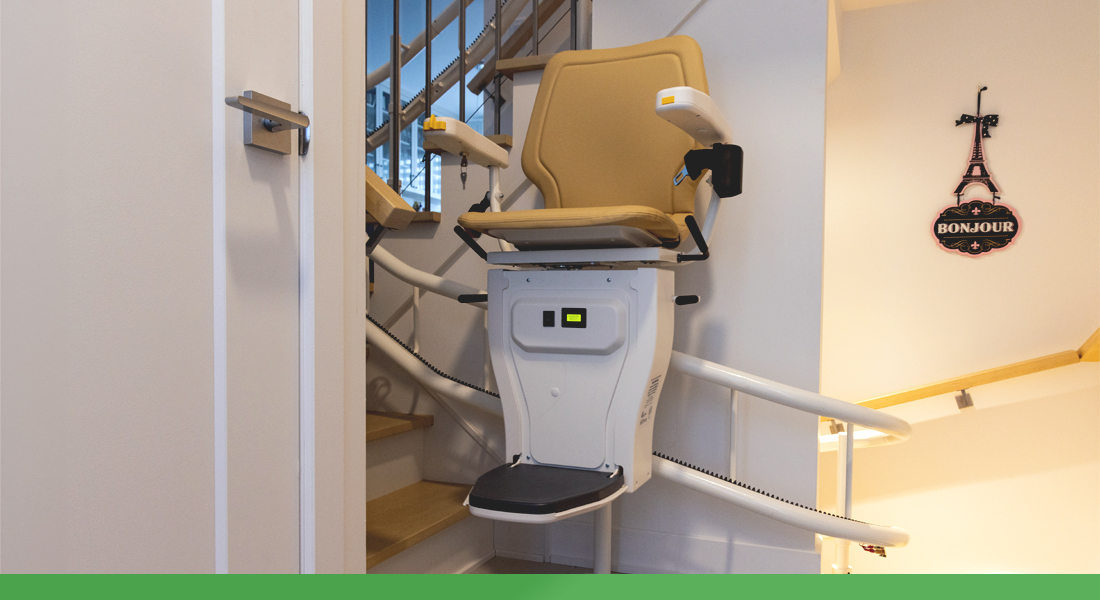 Straight vs. Curved Stair Lifts: How to Choose the Right Fit